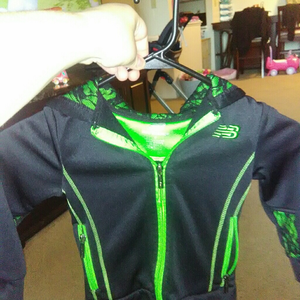 New balance 4t zip up